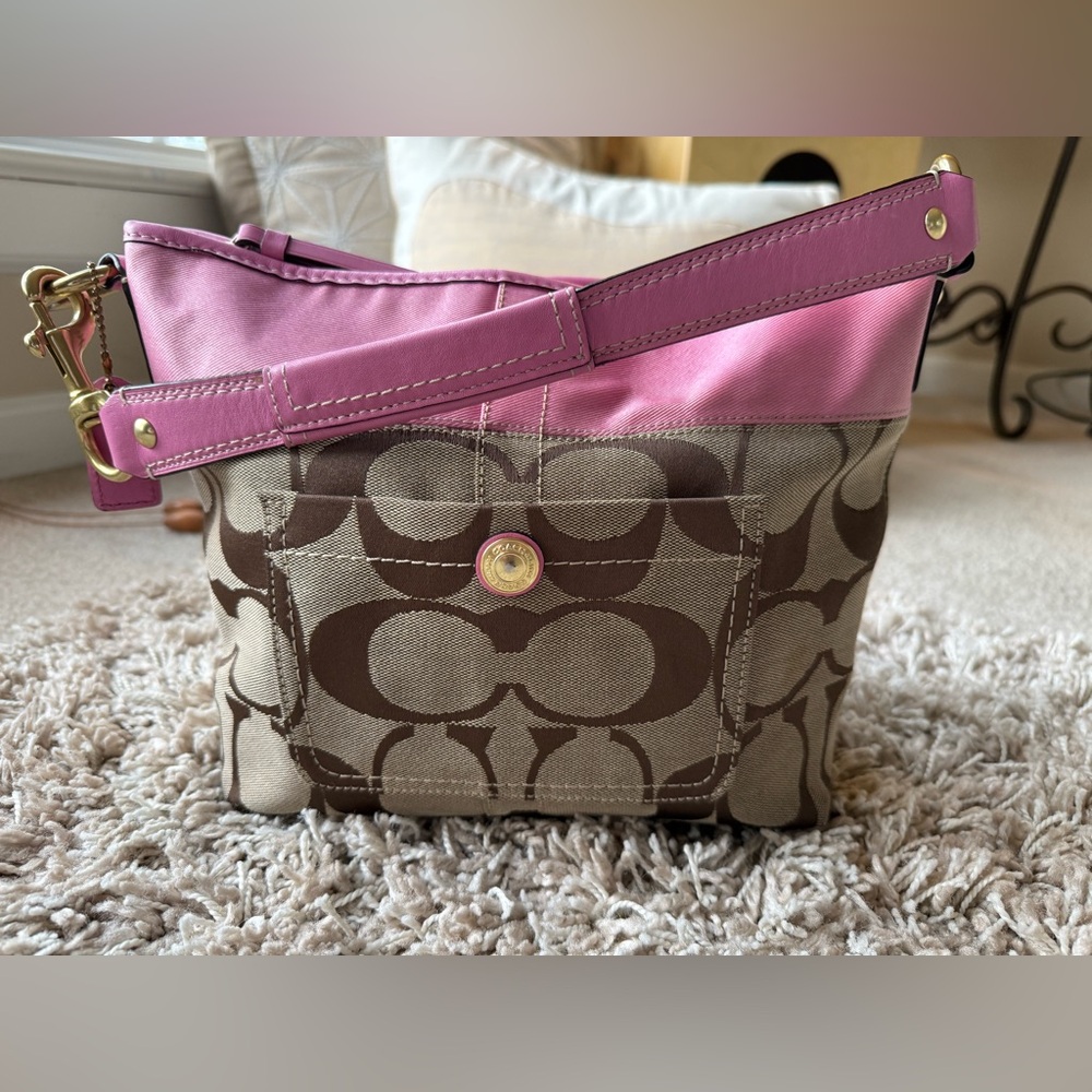 Coach Signature Vintage Canvas Shoulder Bag in Pink and Brown
